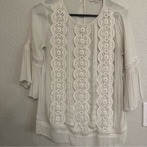 Loft Women’s Cream Embroidered Blouse‎ Size XS